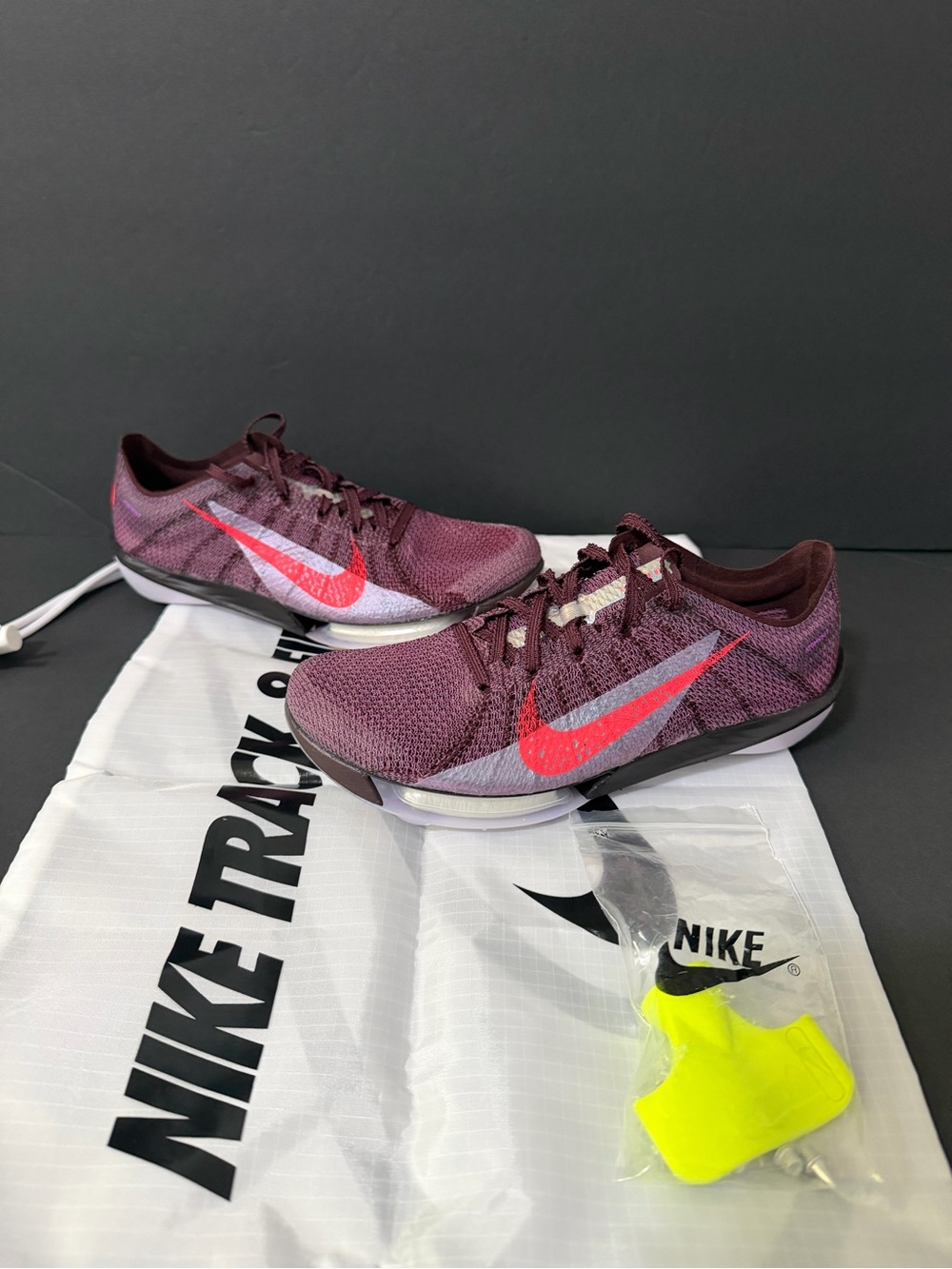 Nike Air Zoom Victory 2 x Faith Kipyegon Track Spikes Mens Size 4.5/Womens 6
